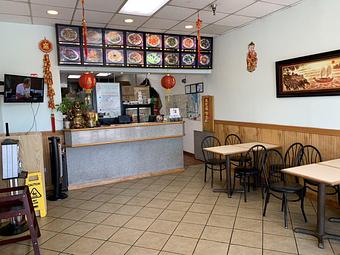 Interior - China Wok in Des Plaines, IL Chinese Restaurants