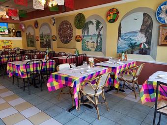 Interior - Cinco De Mayo Mexican Grill in Fort Lee, NJ Mexican Restaurants