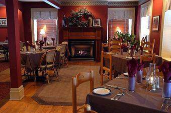 Interior - Cobblestone Restaurant in Geneva, NY Italian Restaurants