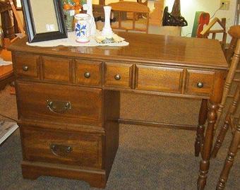 Interior - Consignment Gallery in Gilbert, IA Consignment & Resale Stores