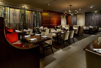 Interior - Copper Fox Gastropub in River North / Streeterville - Chicago, IL American Restaurants