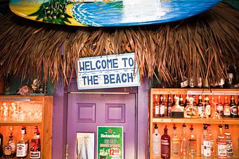 Interior - Crab Shacks in Folly Beach, SC - Folly Beach, SC Seafood Restaurants