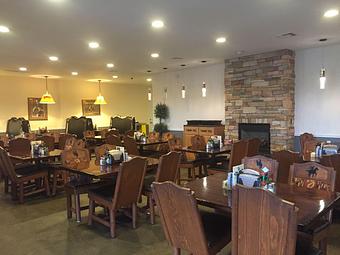 Interior - Creekside Gas & Grill in Sutherlin, OR American Restaurants