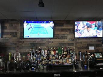 Interior - Crossroads Tavern in Colchester, CT Bars & Grills