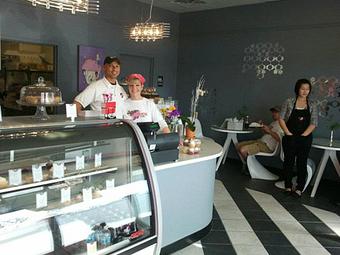 Interior - Cupcakes-A-Go-Go Cafe in Madison, WI Cafe Restaurants