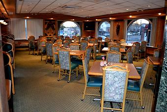 Interior - Dakota Diner in Staten Island, NY Diner Restaurants