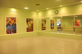 Interior - Dance Art Creative Center in Teaneck, NJ Dance Companies