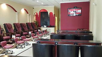 Interior - Dania Nails & Spa in Dania, FL Manicurists & Pedicurists