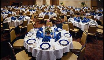 Interior - Dee's Catering Service in Streamwood, IL American Restaurants