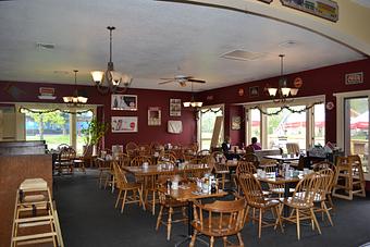 Interior - Dots of Dover in Mount Snow Valley - West Dover, VT American Restaurants