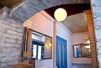 Interior - Doughnut Vault in Chicago, IL Donuts