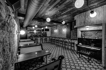Interior - Drexler's in New York, NY Restaurants/Food & Dining