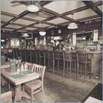 Interior - Duffy's Tavern in West Haven, CT American Restaurants