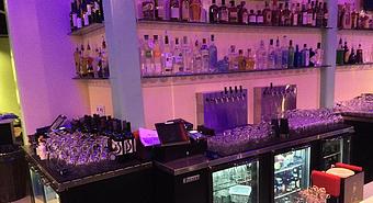 Interior - Eight50 in Pearl City, HI Bars & Grills