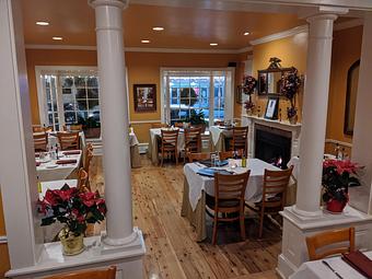 Interior - Elizabeth's An American Bistro in Lewisburg, PA American Restaurants