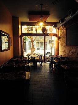 Interior - Entree BYOB in Philadelphia, PA American Restaurants