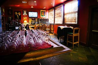 Interior - Enzo's Italian Restaurant in Santa Paula, CA Italian Restaurants