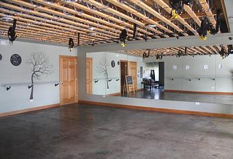 Interior - Essence Of Life in Shorewood, IL Life Insurance