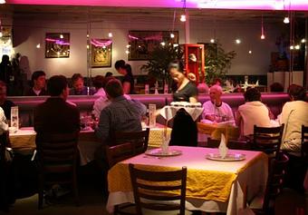 Interior - Exotic Thai in North of San Fernando Blvd - Burbank, CA Thai Restaurants