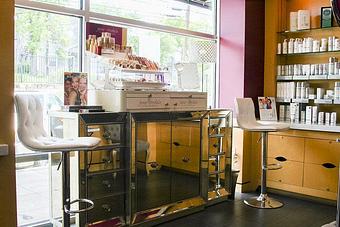 Interior - Face to Face Spa at West 6th in Hartland Plaza - Austin, TX Day Spas
