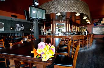 Interior - Fat Cat in Uptown - Chicago, IL American Restaurants Interior - Fat Cat in Uptown - Chicago, IL American Restaurants