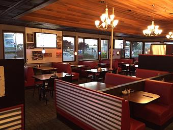 Interior - Flashback Grill in Springfield, OR American Restaurants