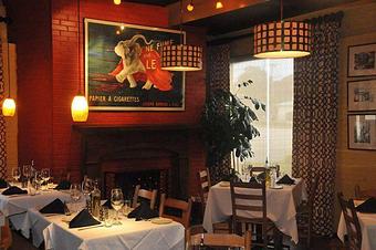 Interior - Frank’s & Frank’s Outback in Pawleys Island, SC Bars & Grills