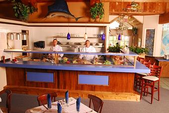 Interior: Raw Bar - Fresh Catch Bistro in Fort Myers Beach, FL Seafood Restaurants