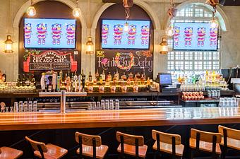 Interior - Gaslight Bar in Lincoln Park - Chicago, IL American Restaurants