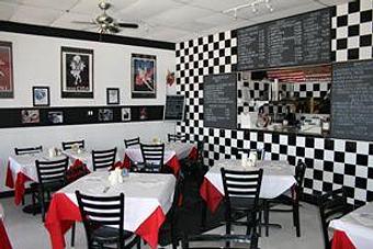 Interior - Giuseppe's on 28th in Phoenix, AZ Italian Restaurants