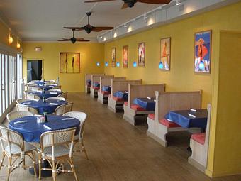 Interior - Gosman's Topside in Montauk, NY American Restaurants