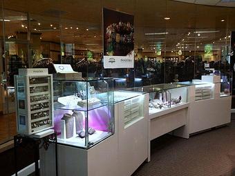 Interior - Grand Jewelers in Grand Blanc, MI Jewelry Stores