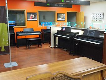 Interior - Graves Piano and Organ in Columbus, OH Shopping & Shopping Services