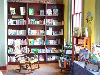 Interior - Green Toad Bookstore in Oneonta, NY Books, Magazines, & Newspapers Stores