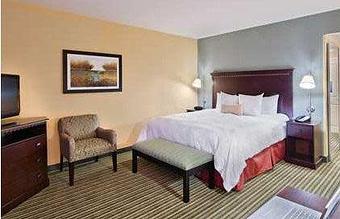 Interior - Hampton Inn and Suites National Harbor in Oxon Hill, MD Hotels & Motels