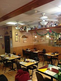 Interior - Harvest Cafe in Davie, FL American Restaurants