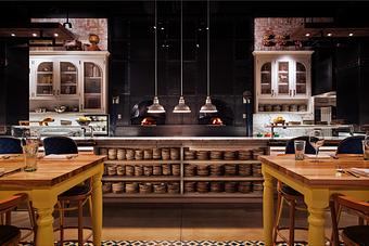 Interior - Hearthstone Kitchen & Cellar in Las Vegas, NV American Restaurants