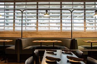 Interior - Highline Pizza Bar in River North - Chicago, IL Pizza Restaurant