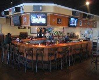 Interior - Hob Nob Sports Grill in Chandler, AZ American Restaurants