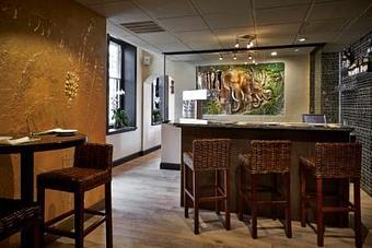 Interior - I-Thai Restaurant & Sushi Bar in Washington, DC Japanese Restaurants