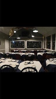 Interior - Icehouse Café Waterfront Restaurant in Throggs Neck - Bronx, NY American Restaurants