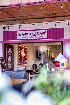 Interior - IL Gelato Cafe Haleiwa in Haleiwa, HI Dessert Restaurants
