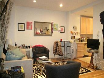 Interior - Immac Realty in Upper West Side - New York, NY Real Estate