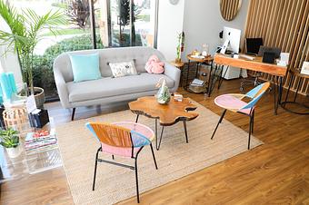 Interior: Inscape Beauty Salon Reception Area - Rustic Chic Ambience. - Inscape Beauty Salon in Davie, FL Beauty Salons