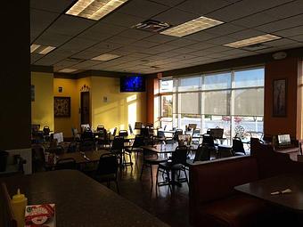 Interior - Iris Cafe in Lake Orion, MI Greek Restaurants