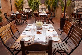 Interior: Beautiful Courtyard Dining - Its Italia in Half Moon Bay, CA American Restaurants