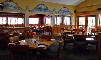 Interior - J.J. Hills Fresh Grill in Leavenworth, WA American Restaurants