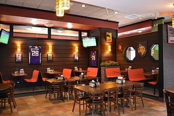 Interior - Jake's Stadium Pizza in Mankato, MN Pizza Restaurant