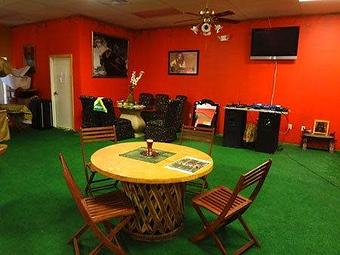 Interior - Jammin Jerk Hut in Las Vegas, NV Caribbean Restaurants