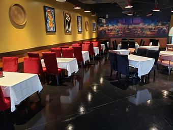 Interior - Justins Caribbean Fusion Restaurant in Orlando, FL Caribbean Restaurants